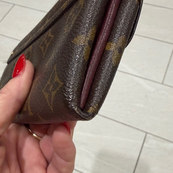 Authentic Louis Vuitton Elyse Long Wallet - Picture 15 of 16